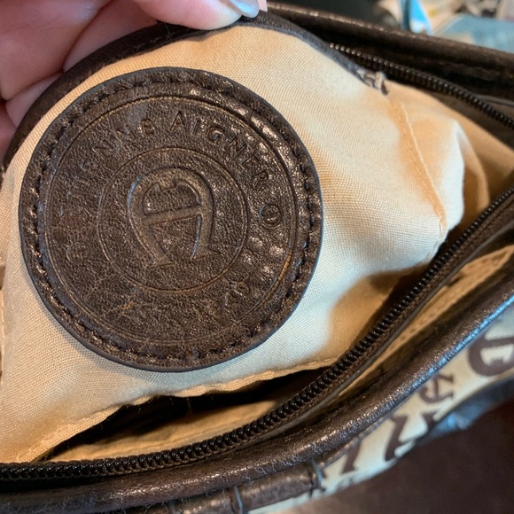 Etienne Aigner logo shoulder purse Mint condition - Picture 6 of 7